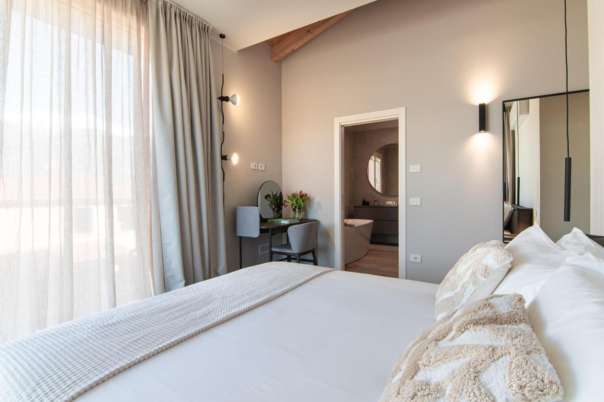 Lago Dorato Luxury Apartments & Villa - Lake Como View Колико Екстериор снимка
